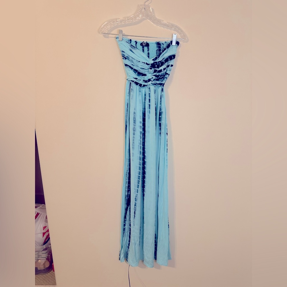 Culture Phit Blue Tie Dye Strapless Maxi Dress, Size Small